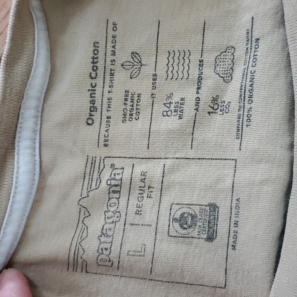 Patagonia Organic Cotton Tan T-Shirt - Picture 5 of 6